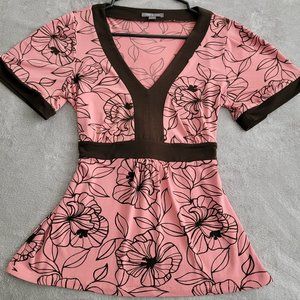 Apt 9. Peach and Brown floral stretch v-neck top